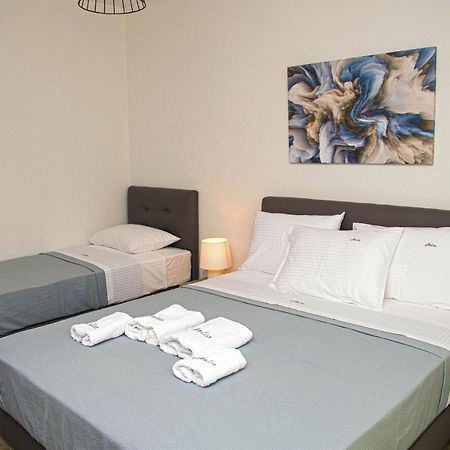 Aelia Luxury Apartments Nikiti  Exteriör bild
