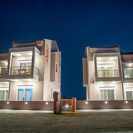 Aelia Luxury Apartments Nikiti  Exteriör bild