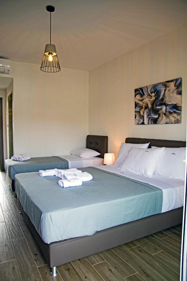 Aelia Luxury Apartments Nikiti  Exteriör bild