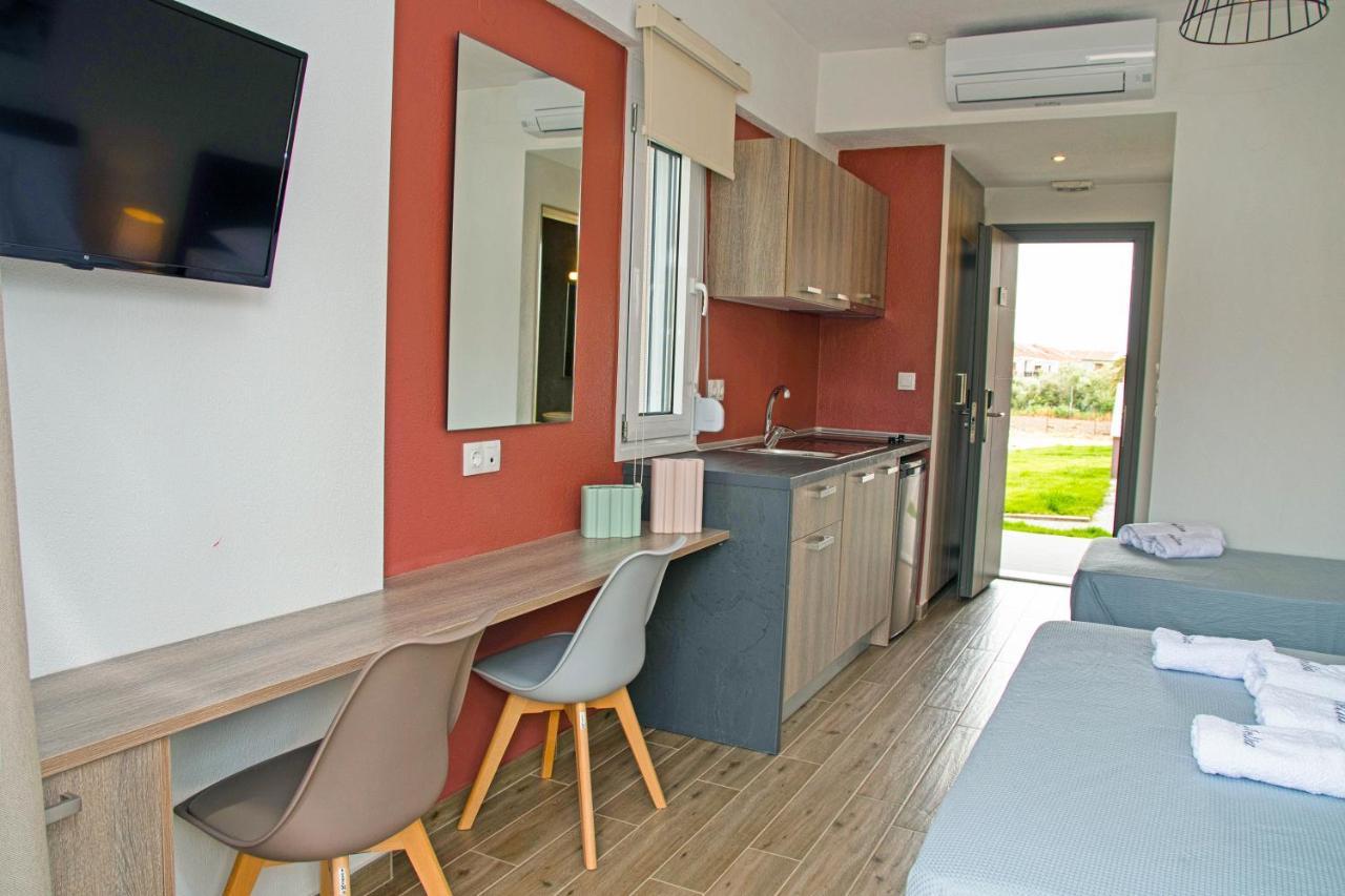 Aelia Luxury Apartments Nikiti  Exteriör bild